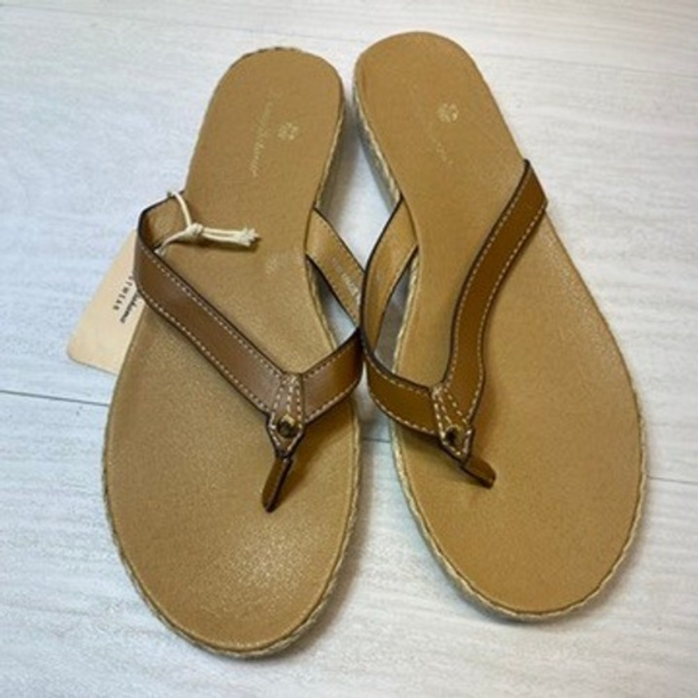 Tommy Bahama Womens 9 Flip Flops Espadrille Tan Faux Leather Jute Thong Sandals